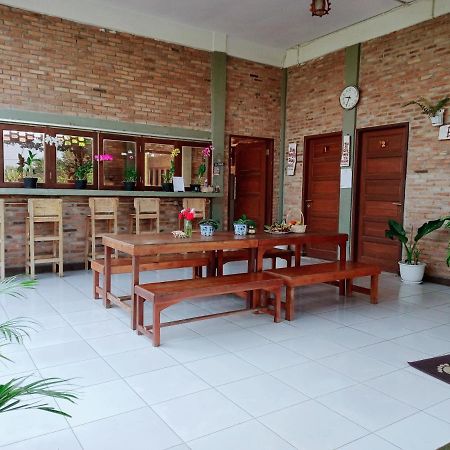 Bua Guest House Medan Kültér fotó