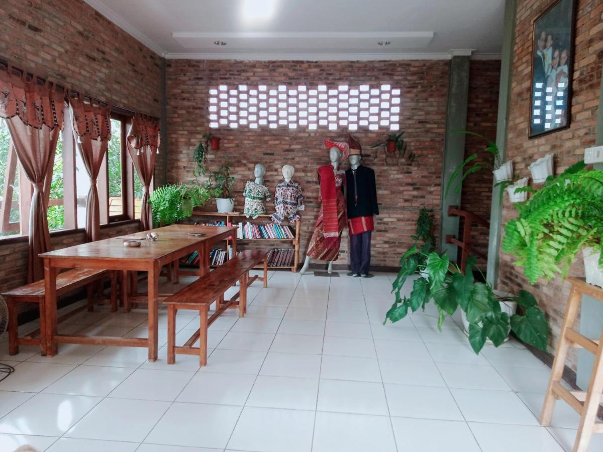 Bua Guest House Medan Kültér fotó