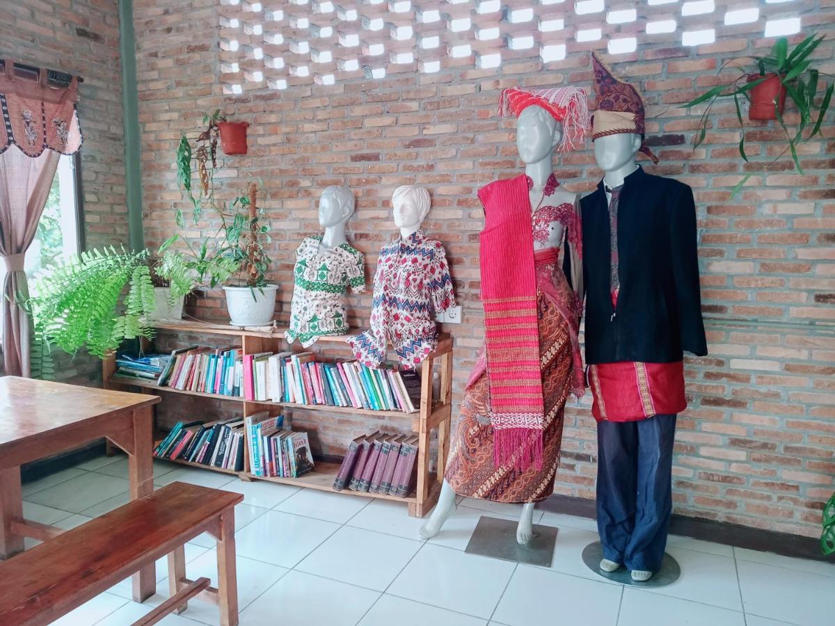 Bua Guest House Medan Kültér fotó