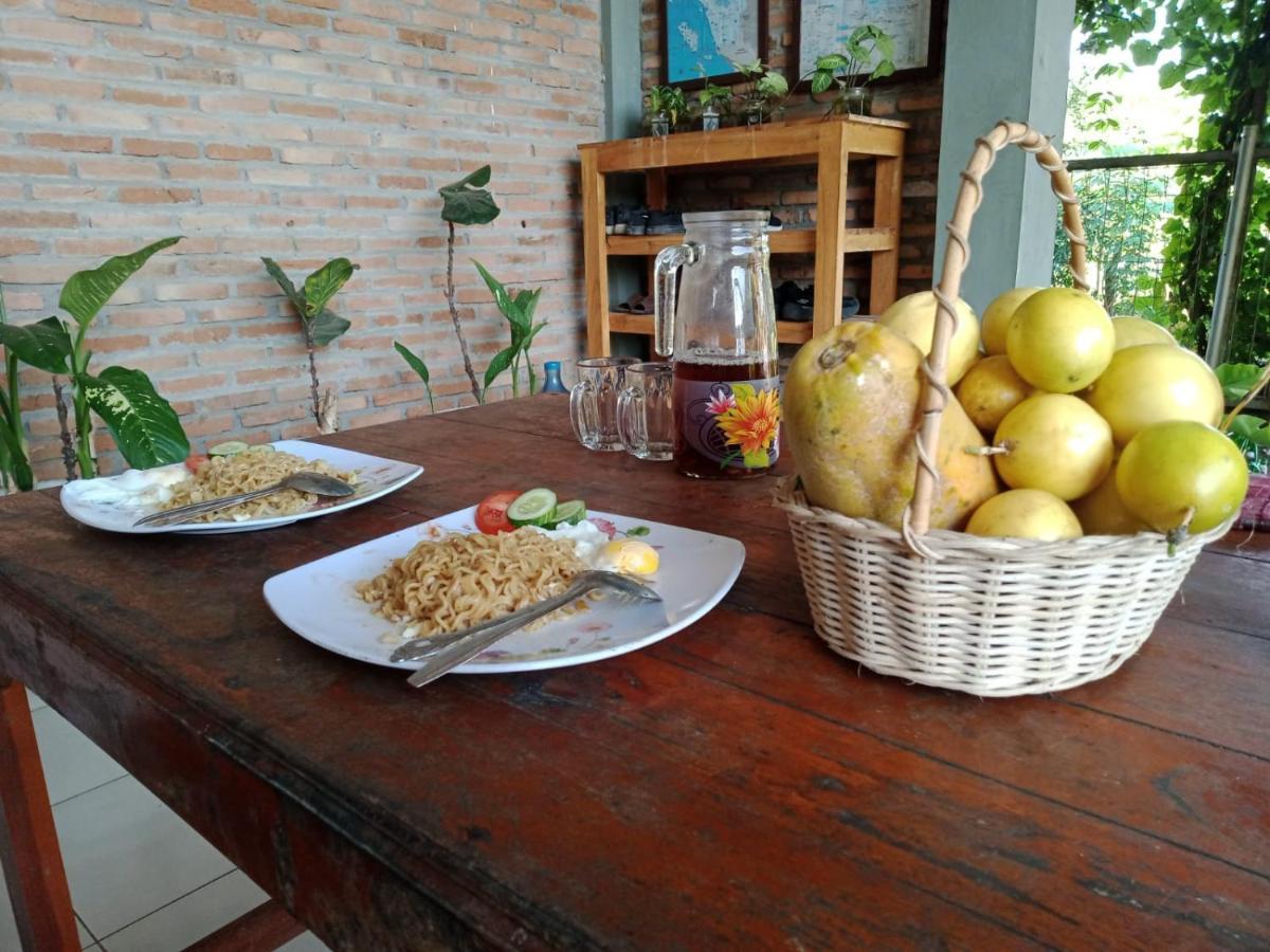 Bua Guest House Medan Kültér fotó