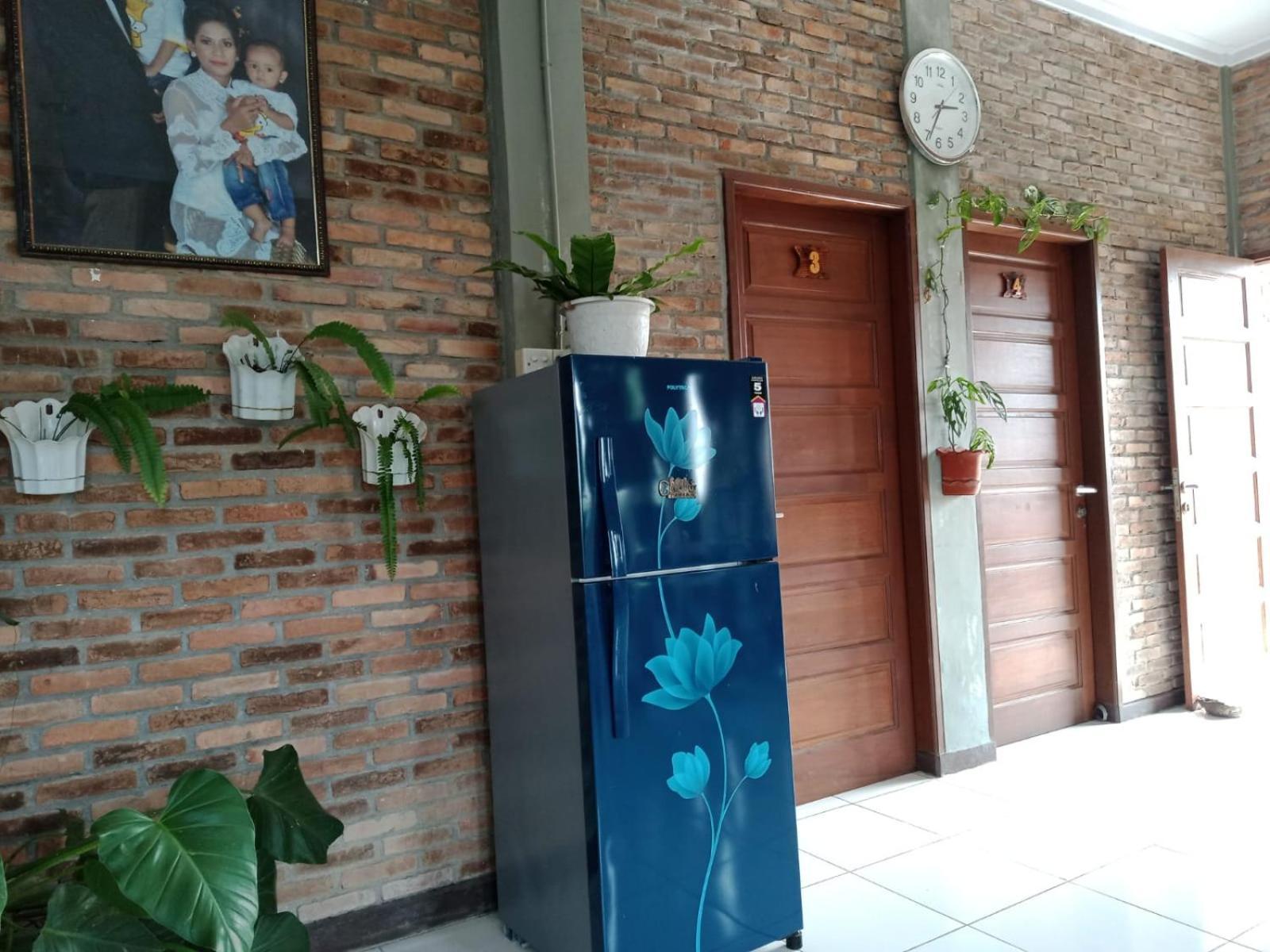 Bua Guest House Medan Kültér fotó