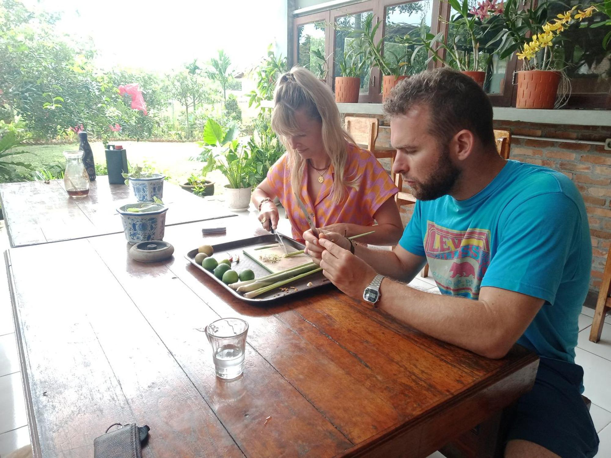 Bua Guest House Medan Kültér fotó